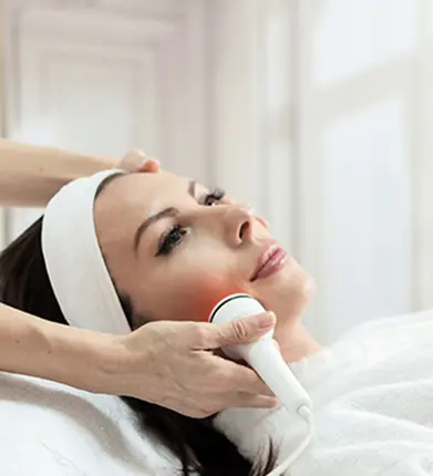 RF Skin Tightening in Dubai Without Surgery | Glow Aesthetic