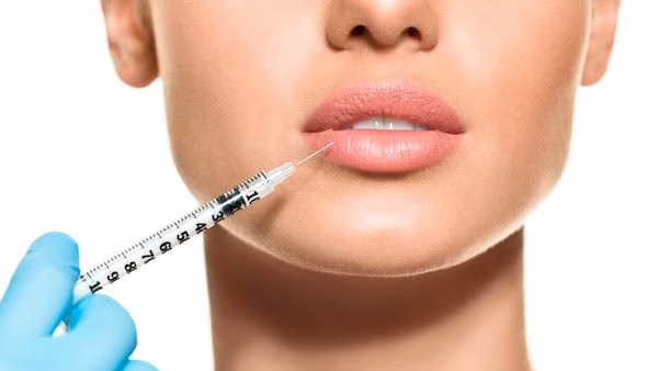 How Choose Lip Filler Clinics in Dubai 2026 Guide by Dermatology Expert 1 Best lip filler clinic in dubai 2026 with expert guidance